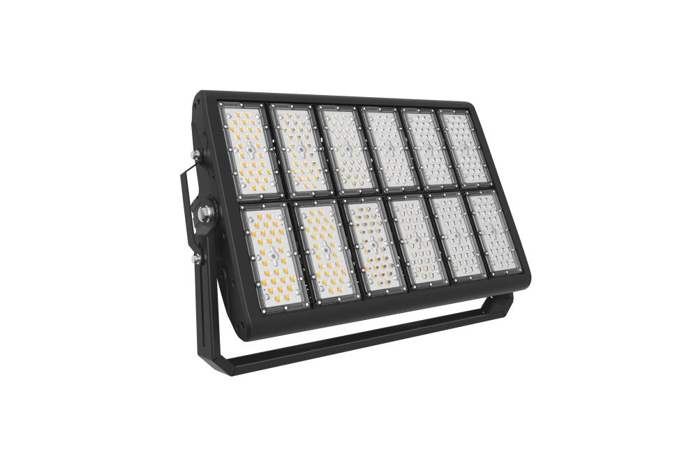 PRECISION PRO FLOODLIGHT IP65 90000LM 600W 4000K 60 BEAM 150LM/W INTEGRAL