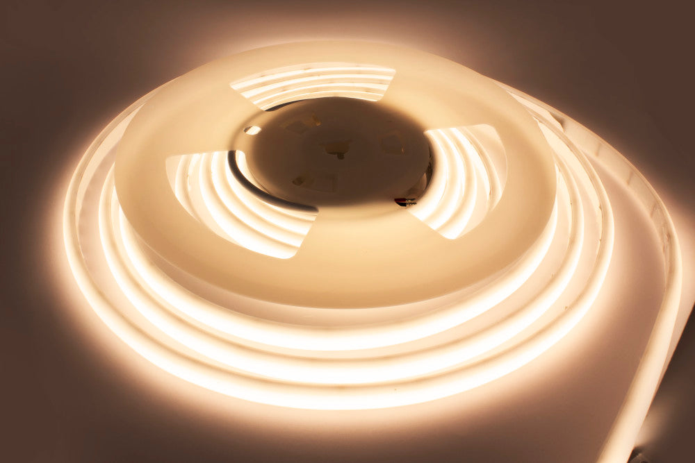 SPOTLESS NEON FLEX LED STRIP IP65 5M 2700K 24V 18W/M 1640LM/M 210LED/M 13MM WIDTH 115 BEAM CRI90 BAG PACK INTEGRAL