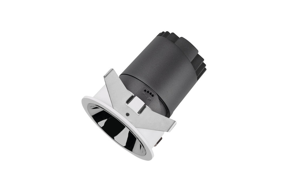 ACCENTPRO LED DOWNLIGHT 24 DEG BEAM ANGLE 75MM CUTOUT 30 DEG TITLTABLE 355 DEG ROTATABLE 8W 768LM 85LM/W 3000K CRI90 MIRROR SILVER ROUND